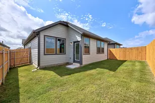 123 Tolo Dr, Elgin, TX 78621 - Photo 22