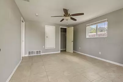 7402 Providence Avenue, Austin, TX 78752 - Photo 6
