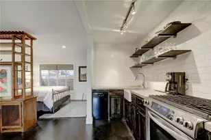 1212 Castle Hill St, Austin, TX 78703 - Photo 16