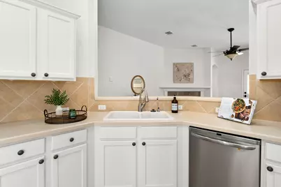 100 Pecanwood S, Kyle, TX 78640 - Photo 14