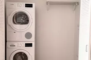 313 W 17th St, Austin, TX 78701 - Photo 14