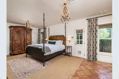 2825 Shoal Crest Avenue, Austin, TX 78705 - Photo 8