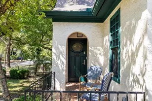 2825 Shoal Crest Ave, Austin, TX 78705 - Photo 2