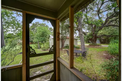 719 Elm Street, Blanco, TX 78606 - Photo 20