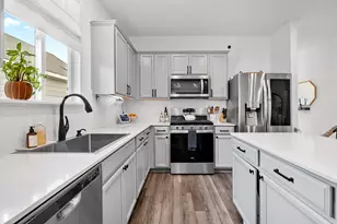 601 Goat Willow Ln, Georgetown, TX 78626 - Photo 4