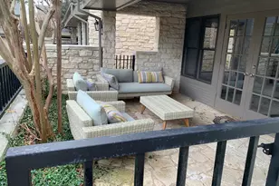 105 Birdie Dr, The Hills, TX 78738 - Photo 38