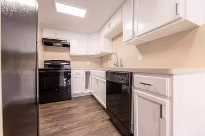 5506 Grover Avenue #D-114, Austin, TX 78756 - Photo 4