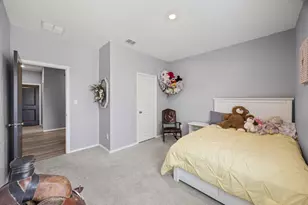 2402 Sunray Ct, Lockhart, TX 78644 - Photo 20