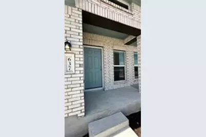 637 The Ugly Way, Jarrell, TX 76537 - Photo 2