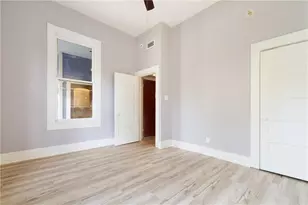 3210 Hampton Rd, Austin, TX 78705 - Photo 36