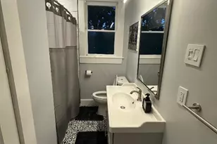 3210 Hampton Rd, Austin, TX 78705 - Photo 14