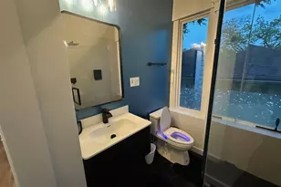 3210 Hampton Rd, Austin, TX 78705 - Photo 12