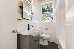 3210 Hampton Rd, Austin, TX 78705 - Photo 30