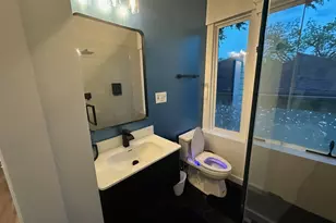 3210 Hampton Rd, Austin, TX 78705 - Photo 12