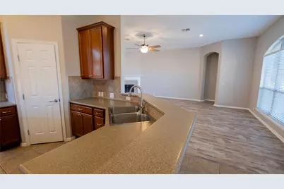 437 Sweet Gum Drive, Kyle, TX 78640 - Photo 12