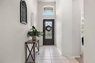 521 Hendelson Ln, Hutto, TX 78634 - Photo 4