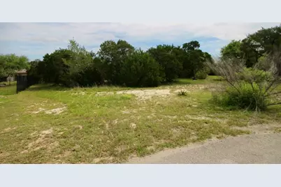 179 Shawnee Trail, Dripping Springs, TX 78620 - Photo 2