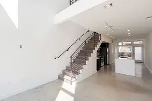 2002 E 7th St, Austin, TX 78702 - Photo 8