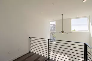 2002 E 7th St, Austin, TX 78702 - Photo 10