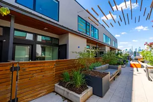 2002 E 7th St, Austin, TX 78702 - Photo 2