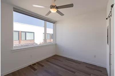 2002 E 7th Street #207, Austin, TX 78702 - Photo 12