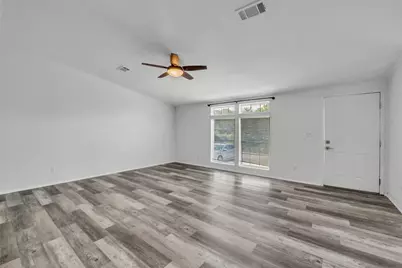 105 Holman Circle, Gatesville, TX 76528 - Photo 8