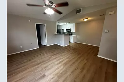7900 West Gate Boulevard #B, Austin, TX 78745 - Photo 4