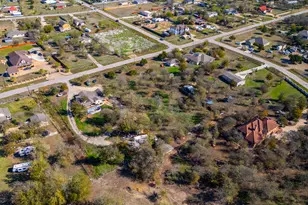 185 Monterrey Hills Dr, Del Valle, TX 78617 - Photo 8