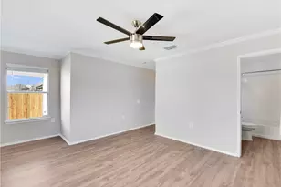 1716 Anise Dr, Austin, TX 78741 - Photo 10