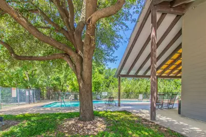 1201 Grove Boulevard #702, Austin, TX 78741 - Photo 18