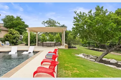 272 Whitney Woods Circle, Georgetown, TX 78633 - Photo 14