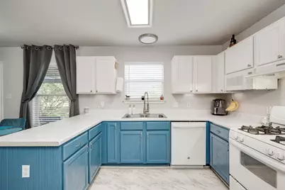 148 Buttercup Way, Kyle, TX 78640 - Photo 14