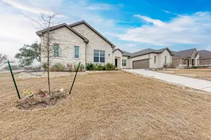 92 Sierra Mosca Trl, Liberty Hill, TX 78642 - Photo 2