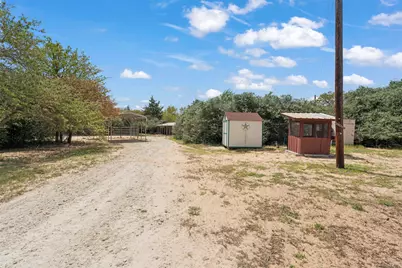 10996 Cr 311, Rockdale, TX 76567 - Photo 26