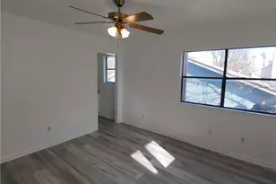 13353 Water Oak Ln, Austin, TX 78729 - Photo 8
