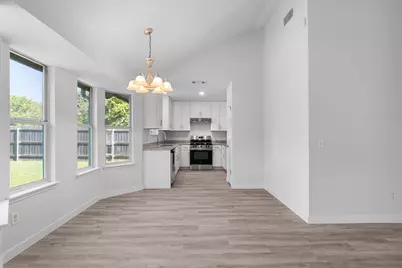 611 Clearcreek Drive, Leander, TX 78641 - Photo 10
