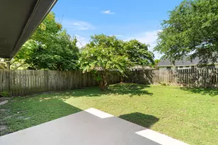 611 Clearcreek Dr, Leander, TX 78641 - Photo 12