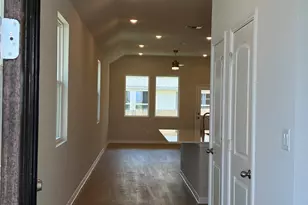 120 Lion's Tail Cv, San Marcos, TX 78666 - Photo 4