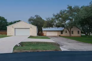 208 Willet Dr, Buda, TX 78610 - Photo 10