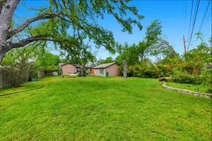 5203 Valley Oak Dr, Austin, TX 78731 - Photo 32