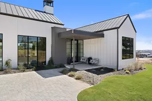 5805 Twin Peaks Trce, Austin, TX 78738 - Photo 2