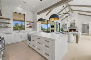 5805 Twin Peaks Trce, Austin, TX 78738 - Photo 16