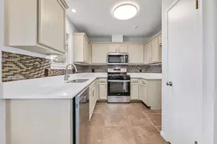 214 Crystal Knoll Blvd, Georgetown, TX 78626 - Photo 8