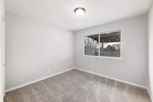 214 Crystal Knoll Blvd, Georgetown, TX 78626 - Photo 18