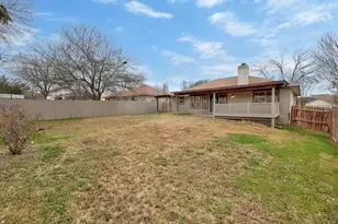 214 Crystal Knoll Blvd, Georgetown, TX 78626 - Photo 20