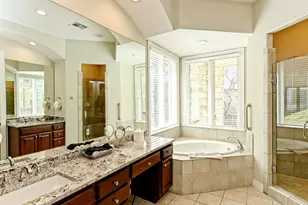 8212 Barton Club Dr, Austin, TX 78735 - Photo 20