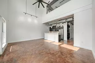 807 E 14th St, Austin, TX 78702 - Photo 4