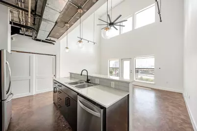 807 E 14th Street #305, Austin, TX 78702 - Photo 26