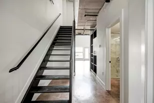 807 E 14th St, Austin, TX 78702 - Photo 2