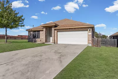1318 Settlers Valley Drive, Pflugerville, TX 78660 - Photo 2